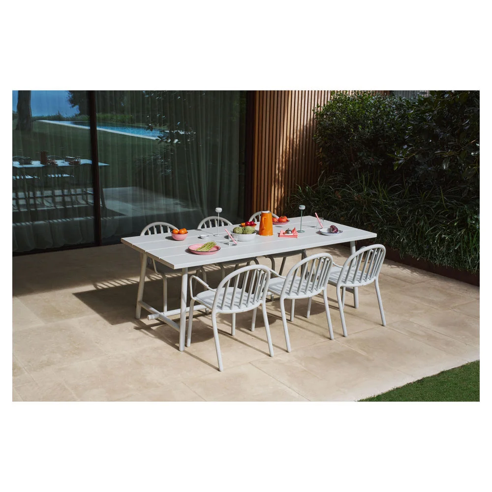 Fatboy Tisch Fred s Table 6 x Stuhl Fred s Armchair  light grey Heimwerken & Garten