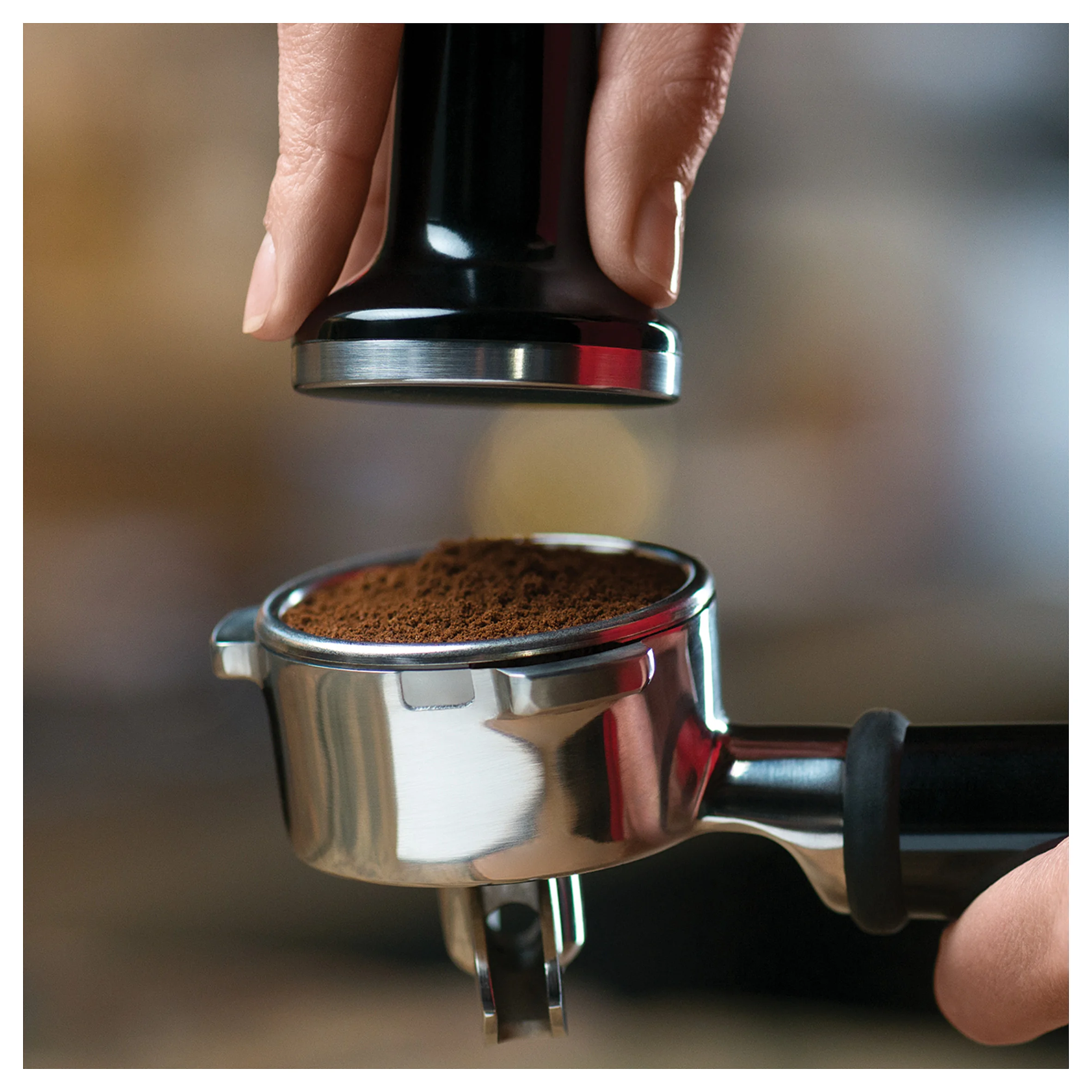 Sage Espresso Maschine Barista Touch matt schwarz Siebtraegermaschinen Kaffeemaschinen