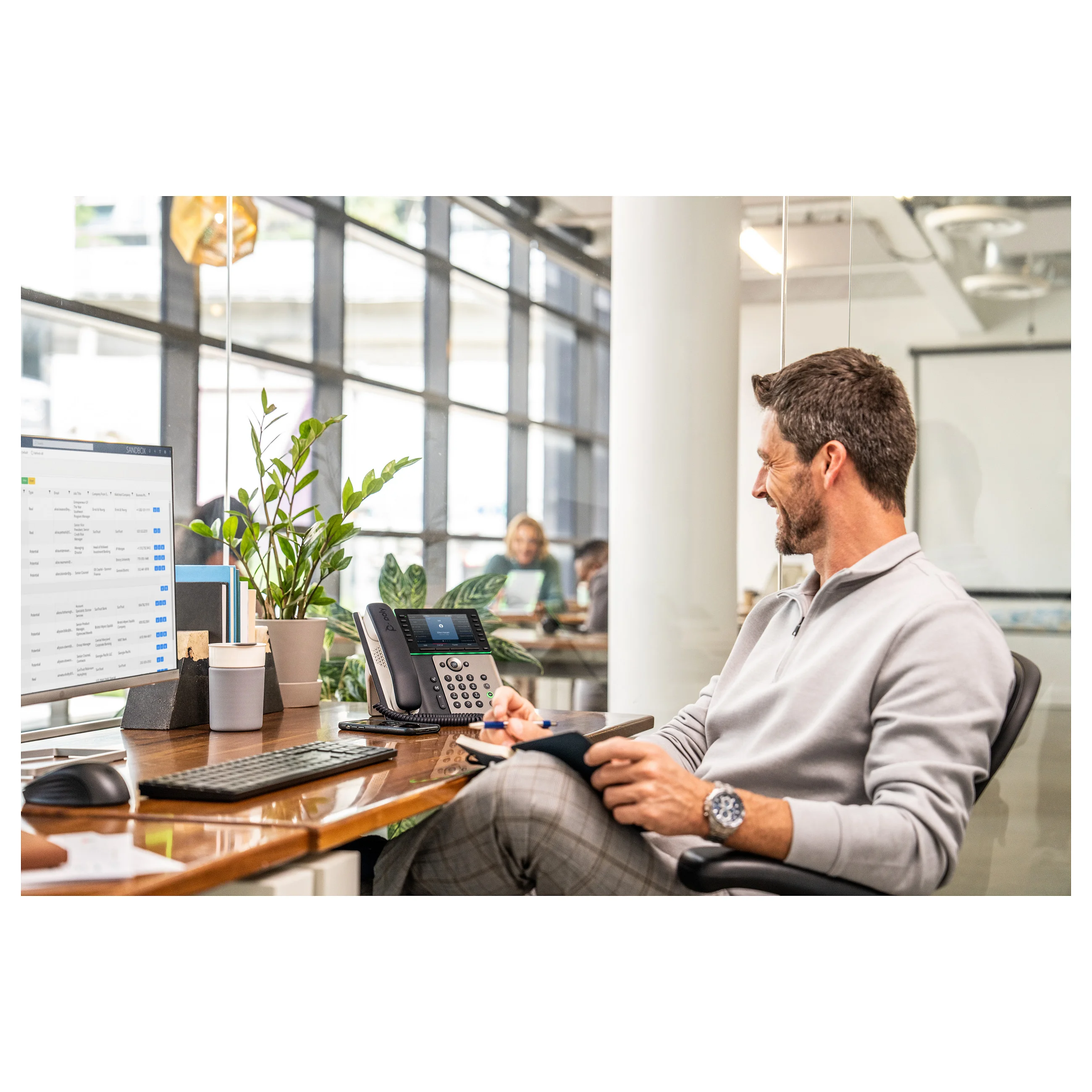 HP Poly Edge E550 IP Telefon und PoE faehig Netzwerk