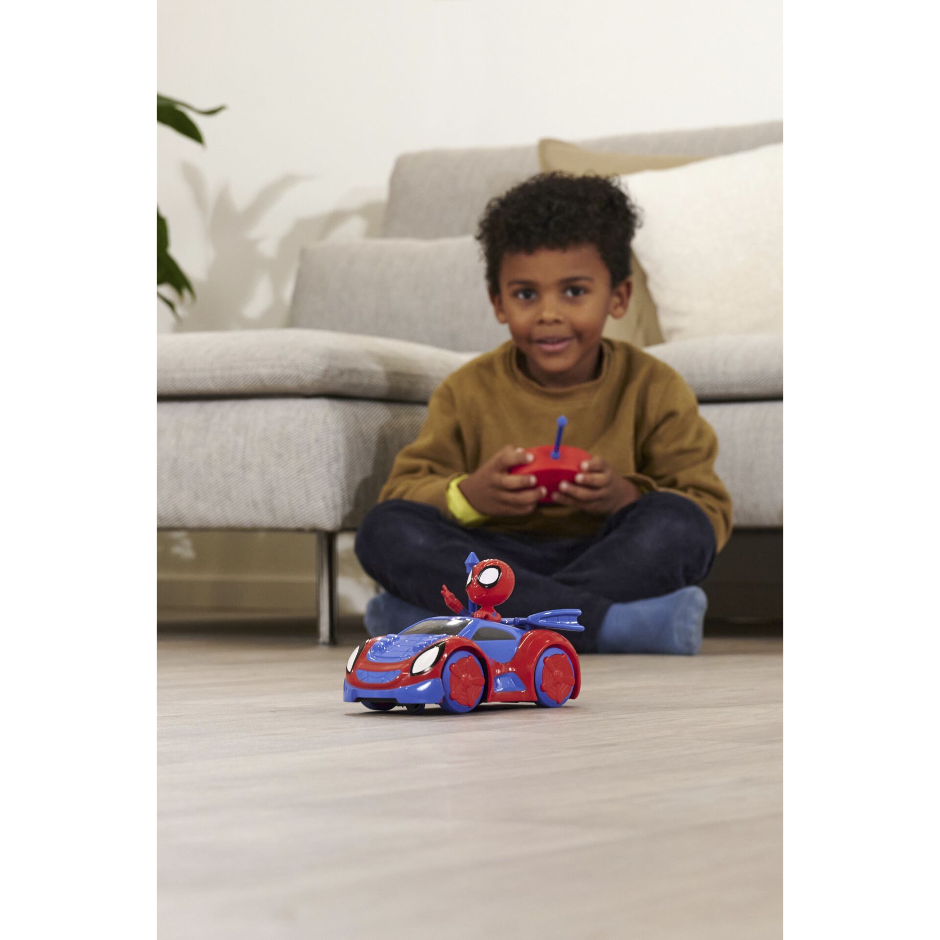 Jada RC Spidey Web Crawler 27 MHz 1 24 203223000 Elektronikspielzeug